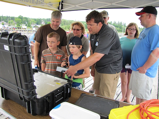 Free Rides on the Agassiz and ROV driving at Strawberry Fest 2013