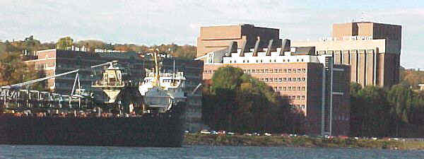 Ore boat and MTU